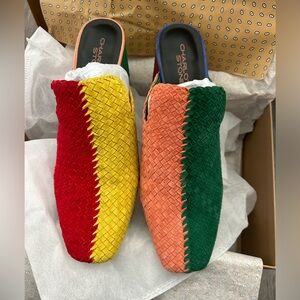 Charlotte Stone Mae Kingston size 8.